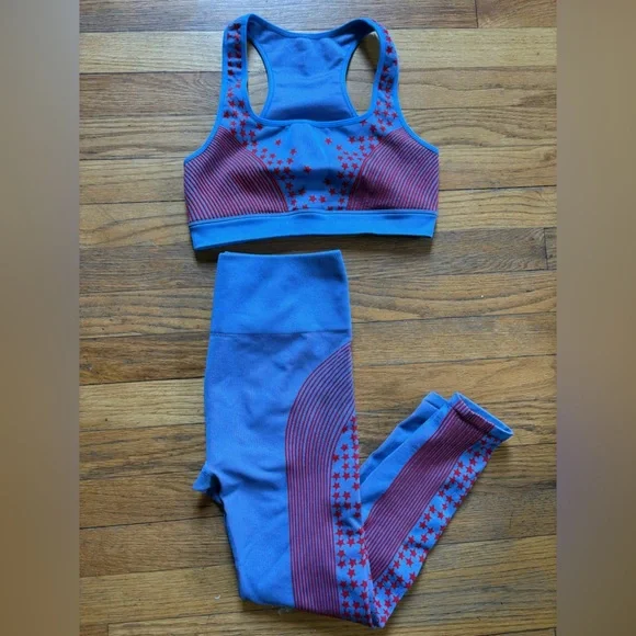 Fabletics set - Picture 2 of 12